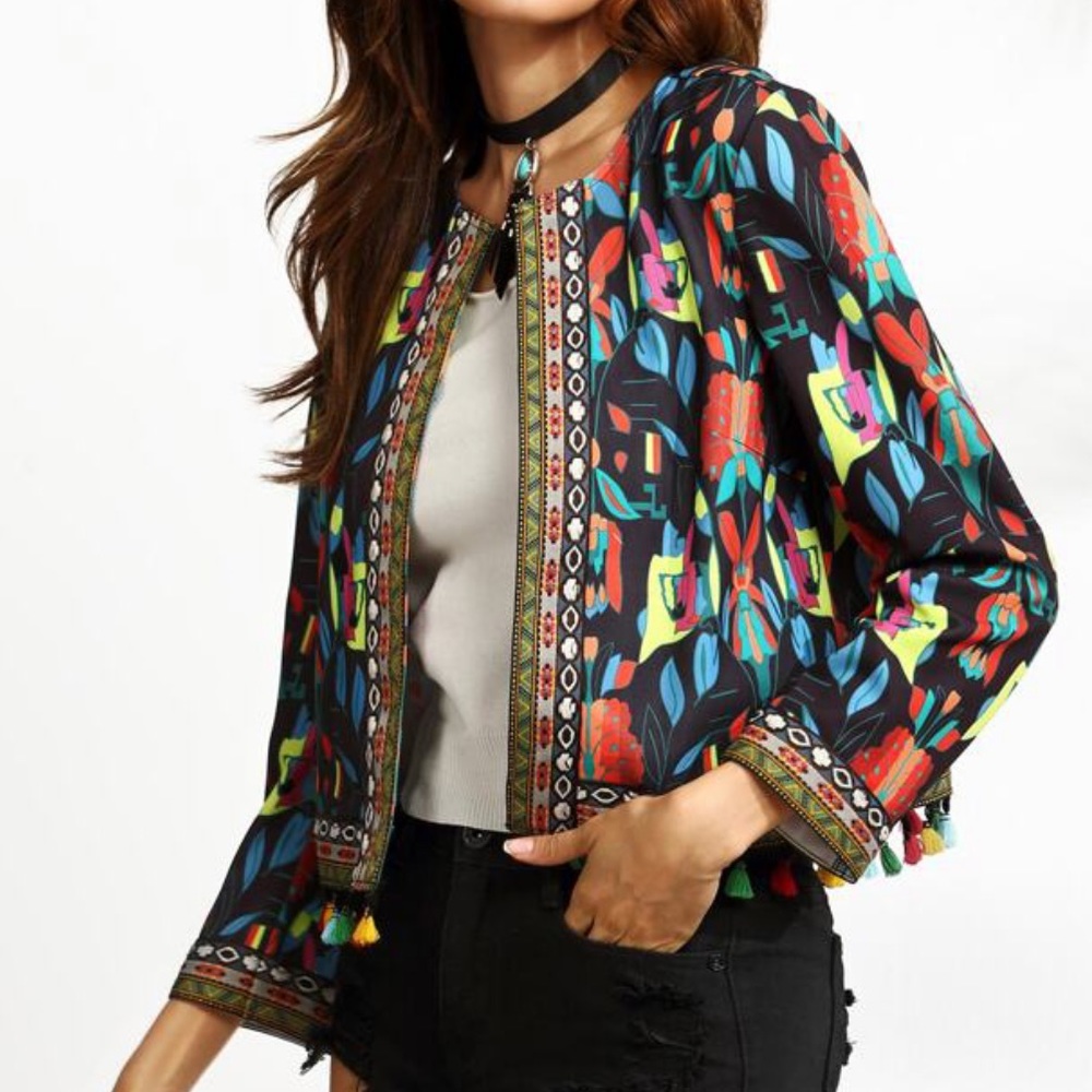 Cropped Fiesta Tribal Printed 3/4 Sleeve Blazer